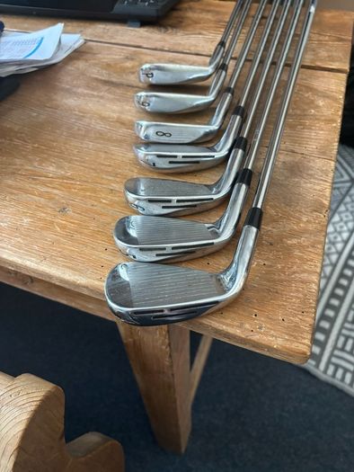 Wilson D9 Forged Irons