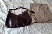 Hobo style handbag