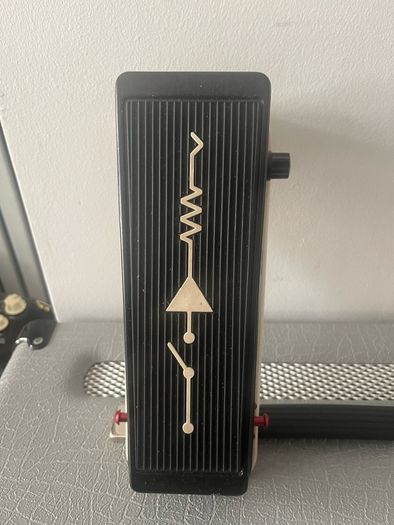 custom audio wah