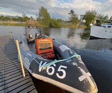 Avon SR6 Rib with twin Yamaha 60hp 2-Stroke Engine