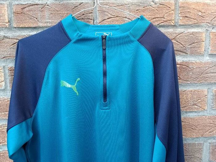 Puma gym top mens (M)