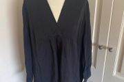 White Label tunic - black - size 14 with pockets
