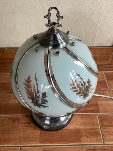 Rare Silver metal Touch  lamp with 6 panels and leaf design