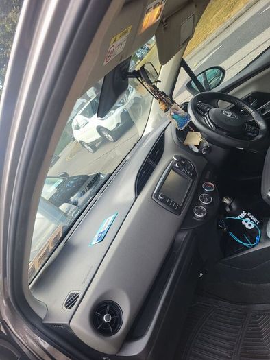 Toyota Yaris 2019, very low mileage, low car tax