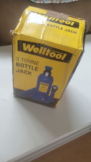 bottle jack