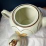 Vintage SylvaC Ware Festive Teapot Image 7