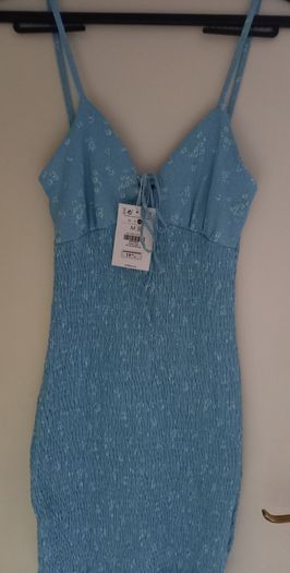 BNWT Bershka Dress Size Medium