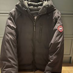 canada goose lodge