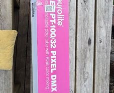 Eurolite DMX-controllable pixel tube LED