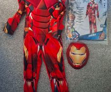 Iron man Deluxe outfit, 5-6yrs old