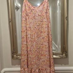 Gorgeous floral sun dress