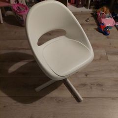 ikea kids desk chair