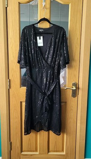 CurveWow black sequin dress, Size 26-28, BNWT