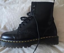 Dr martens !!!
