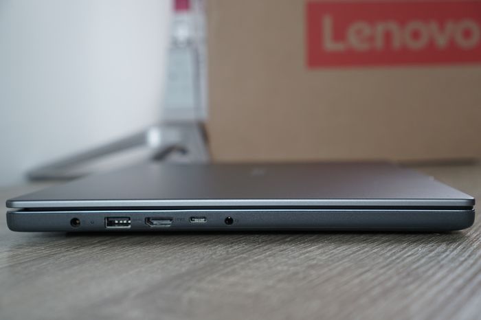 Lenovo IdeaPad Slim 3 15.3" | Snapdragon X | 16GB | 256GB | Premium Care Warranty