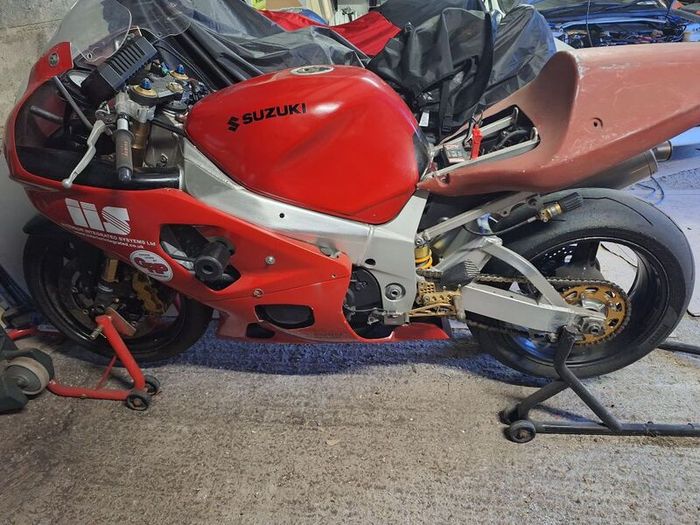 2001 Suzuki GSXR 1000