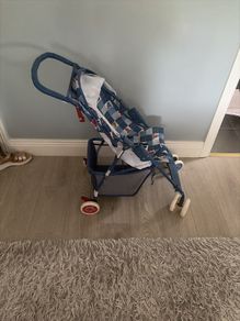 Doll pram