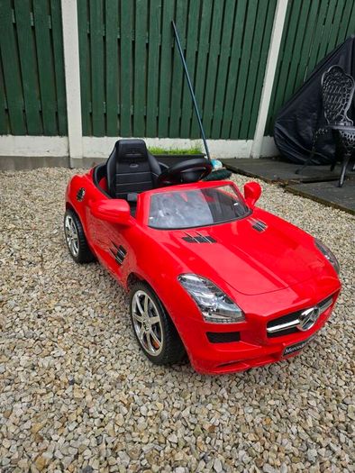 6V Mercedes Benz Sls Ride-On Car