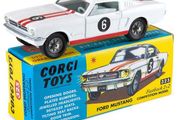 Corgi Toys 325 - Ford Mustang Fastback 2 + 2 Competition Model Re-Issue