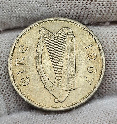 Ireland 1967 6d Sixpence Beautiful Uncirculated Lustrous!