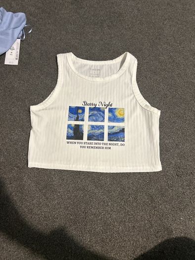 Crop top