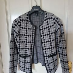 Chanel style houndstooth jacket