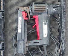 Maestri nail brad gun