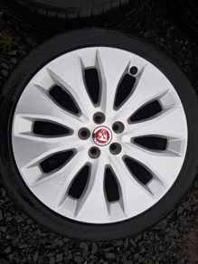 18" Jaguar, Ford,  Volvo Alloys with tyres