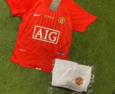 Man United Retro Kids Kit