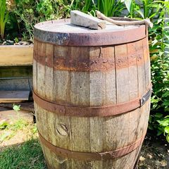 Whiskey barrel