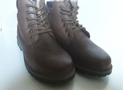 Child's Winter Boots - Size 3