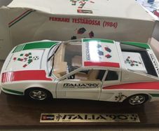 Italia 1990 Ferrari Testarossa 1/18 Burago