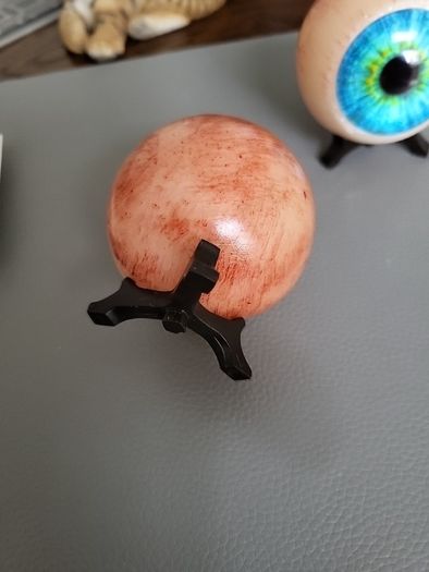 Glass eyes 10e each