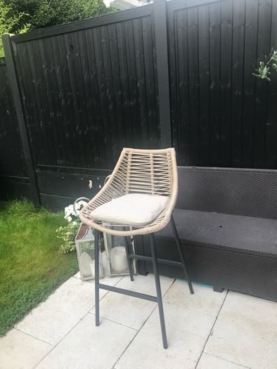 Outdoor high table and chairs