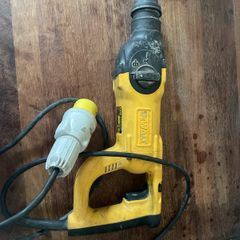 Dewalt SDS rotary Hammer Drill 1/2" D25203