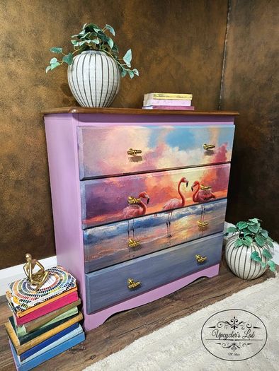 Chest of drawers