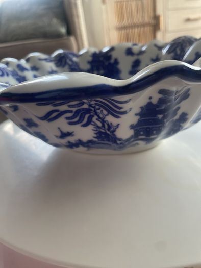 Beautiful Vintage Bowl