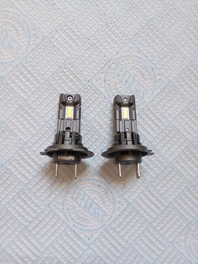 Philips LED H7 Light Bulbs (New)