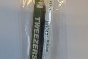 Tweezers