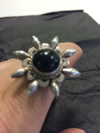 Lovely silver dress ring with black stone