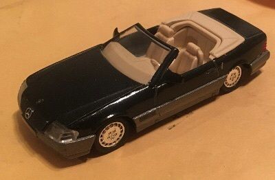 Solido Mercedes Benz 500 SL