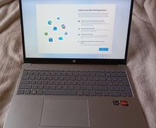 hp 15.6" laptop in perfect condition