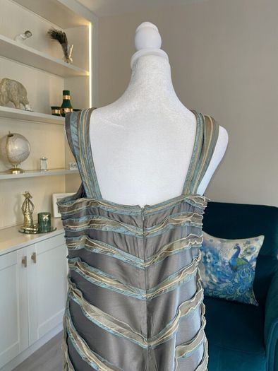 Elegant Ladies Special Occasion Dress with Bolero. Size UK 14 / EU 42