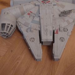 Star Wars Hasbro Millennium Falcon