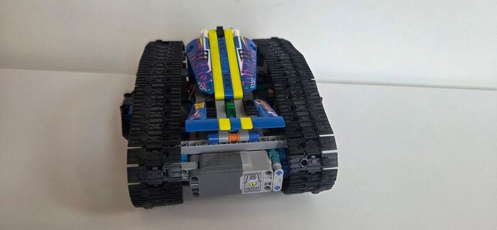 Lego Technic 42140 App-Controlled Vehicle