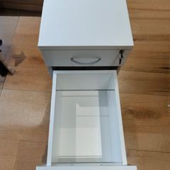 Bedside locker/cabinet