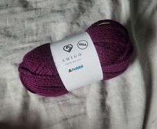 Hobbii Amigo giga knitting crochet yarn bulky PURPLE
