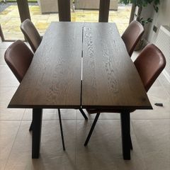 Modern Dining Table 4 Chairs , Excellent Condition