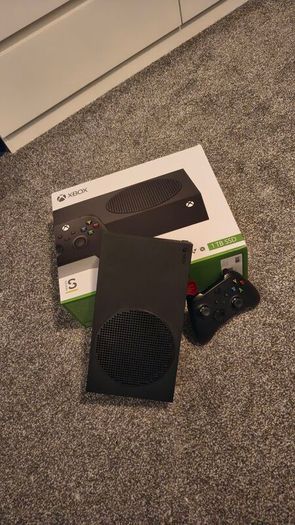 Xbox Series S 1TB / Black / Boxed