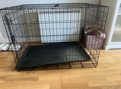 Dog crate